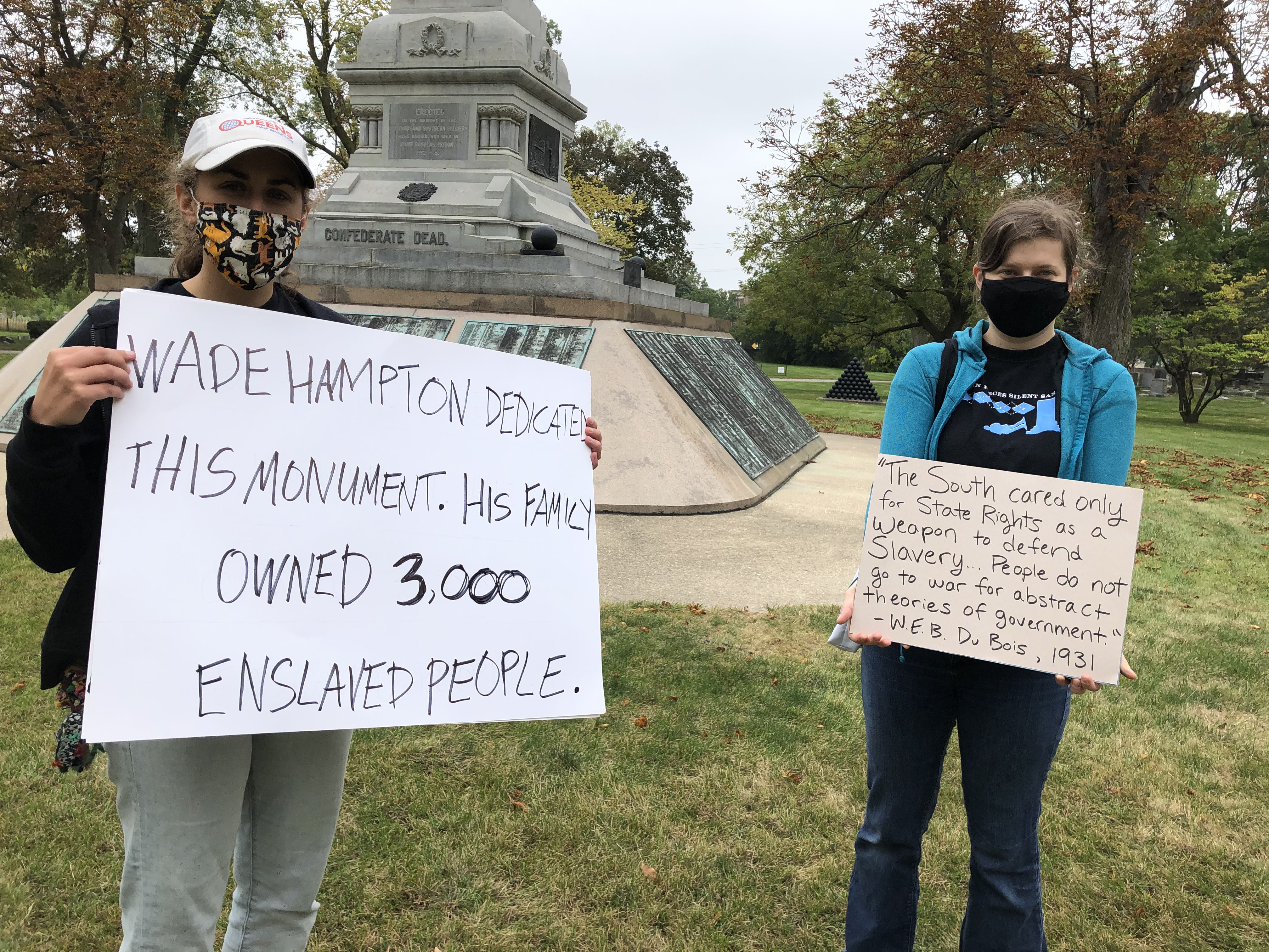 Northwestern University doctoral students Hope McCaffrey, left, and Heather Menefee, right, participated in a #WeWantMoreHistory event at Chicago’s Confederate Mound.