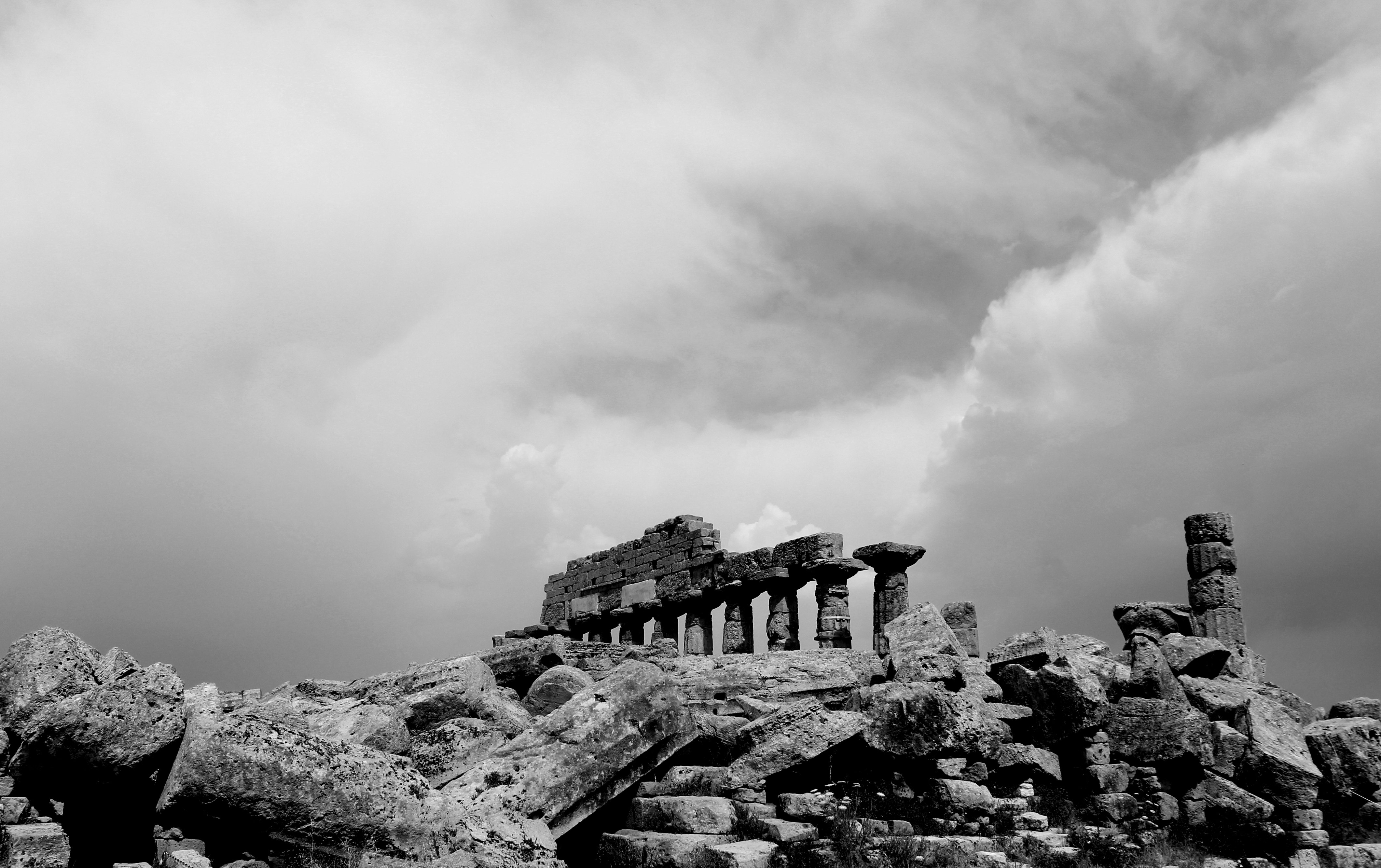 A black and white image of the ruins at Selinunte in Sicily, Italy.