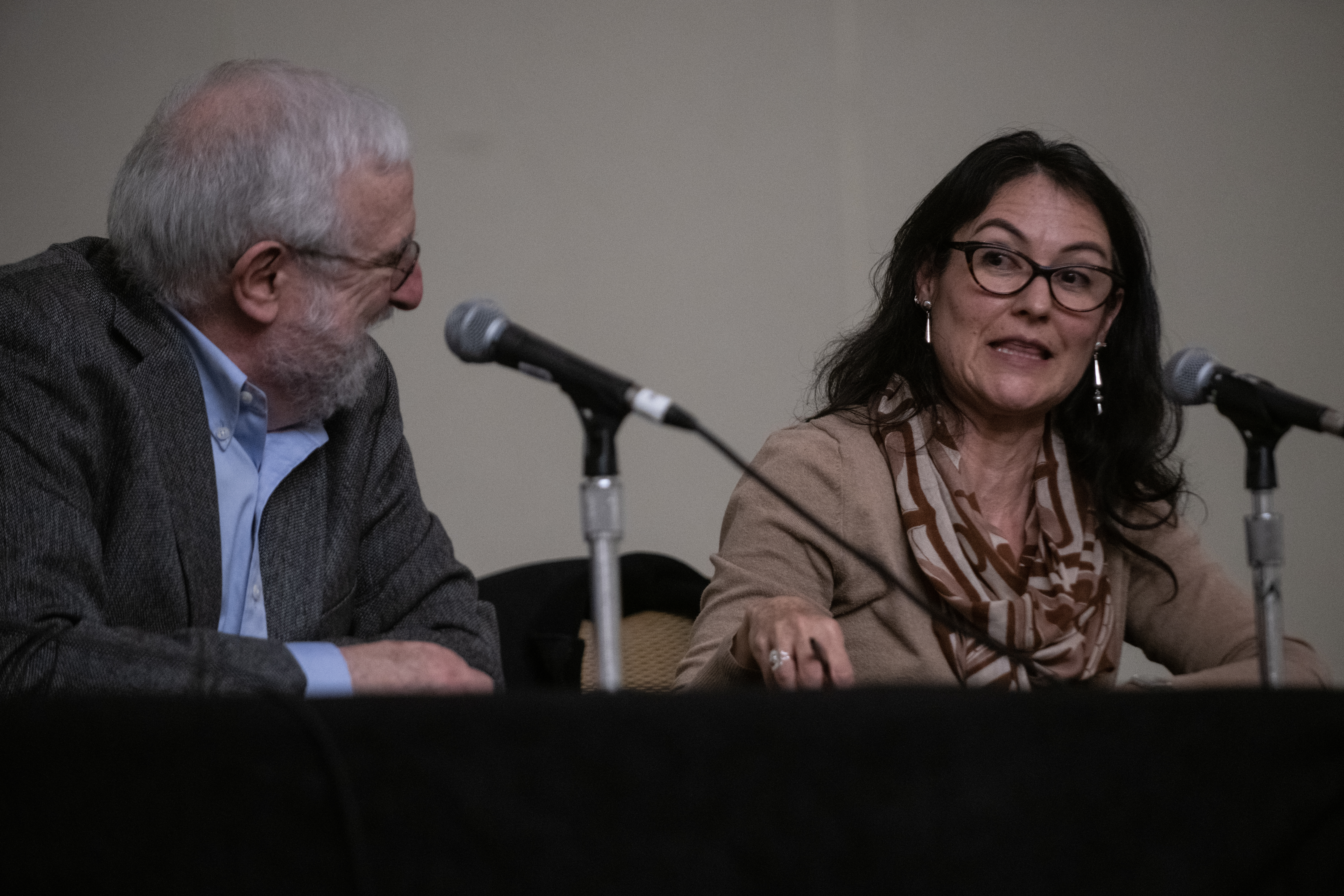 JShelly Lowe (right), chair of the National Endowment for the Humanities, visited for a plenary conversation with AHA executive director James Grossman.