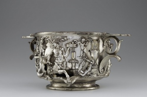 Cup with centaurs. Credit: Bibliotheque national de France, Departement des monnaies, medailles et antiques, Paris.