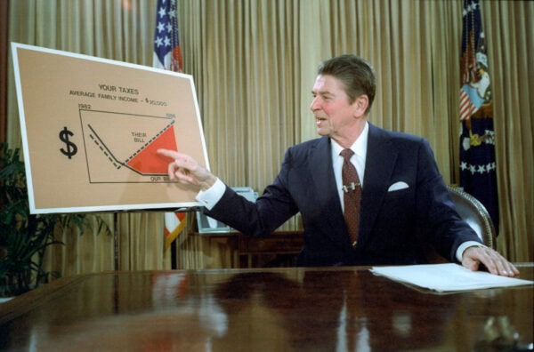 Tax cuts were a big part of the Reagan administration’s economic policy, as reflected in this image from a 1981 national address. National Archives and Records Administration/White House Photographic Office, 12008442