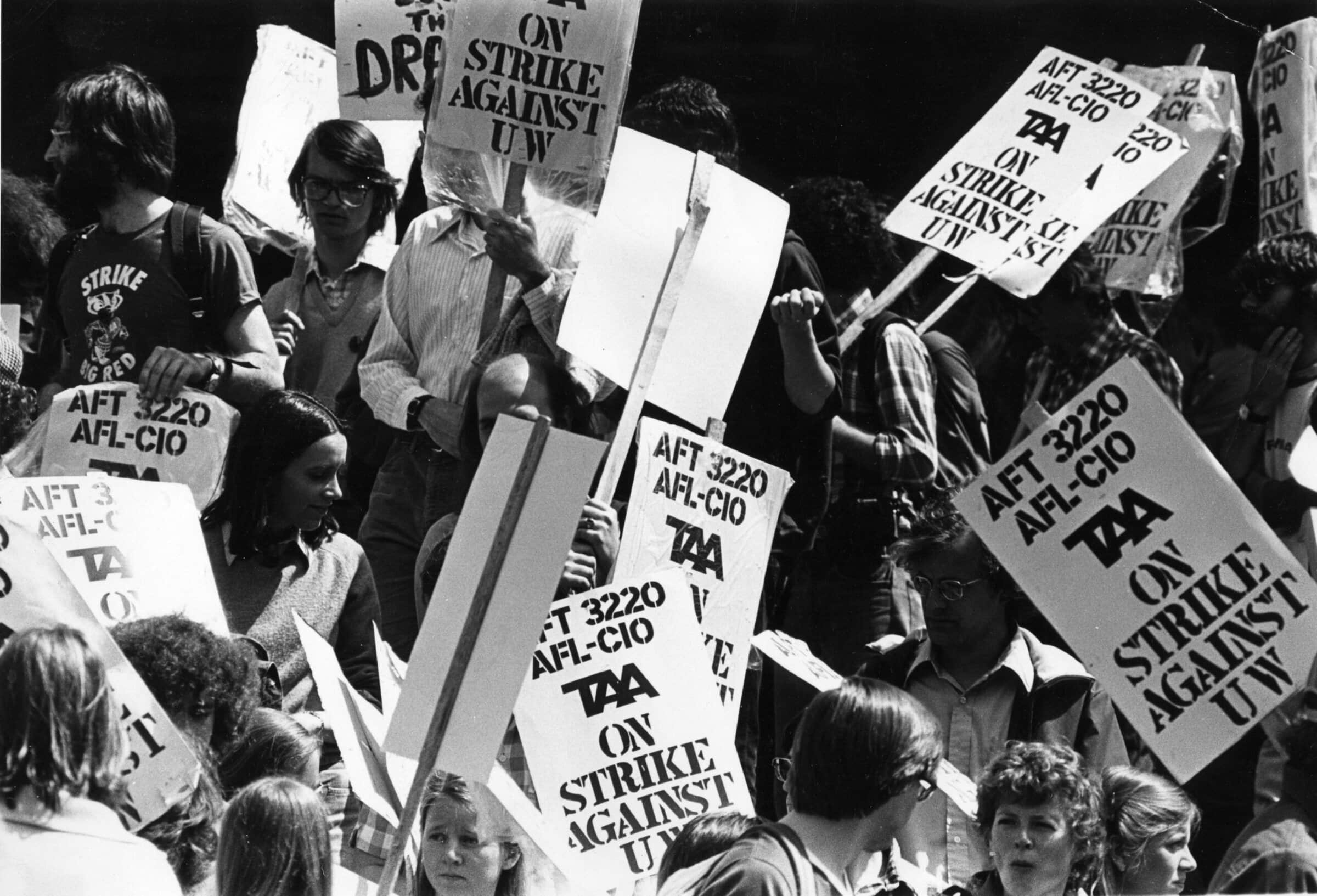 The University of Wisconsin–Madison’s Teaching Assistant Association (TAA) went on strike in 1970, the first strike by members of a graduate student workers’ union. Jon Kim / The Daily Cardinal, 1970. Used with permission.