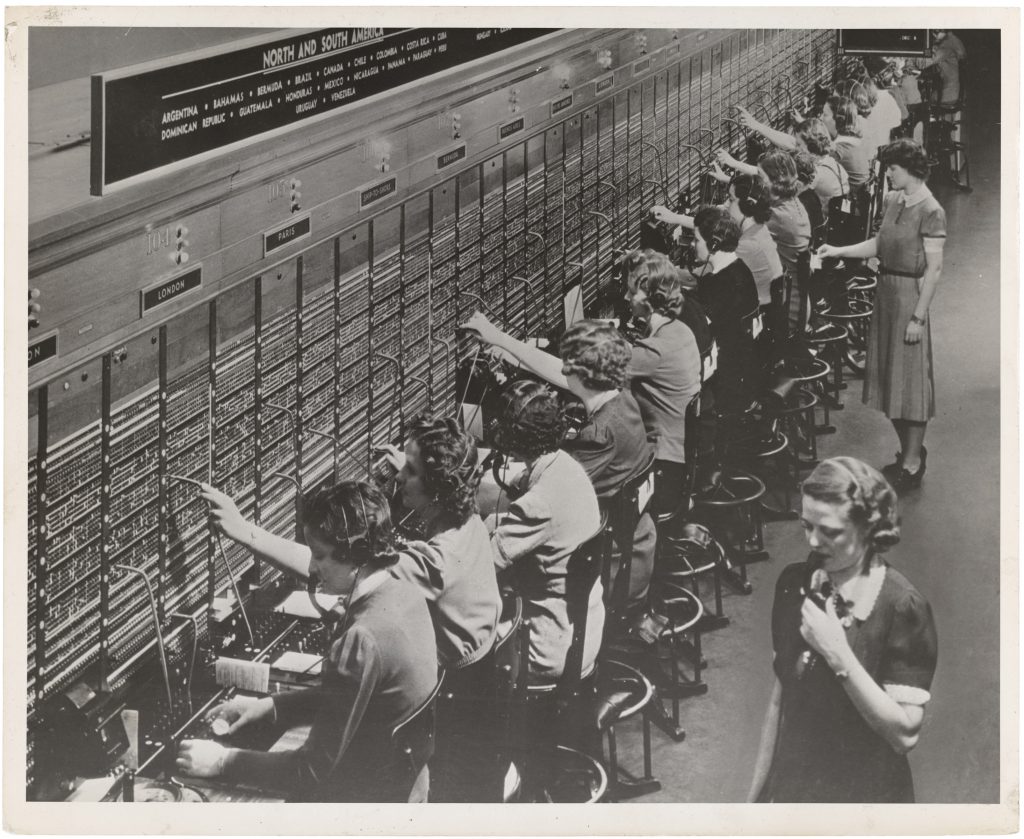 Connect with historians working in various fields outside the academy through the AHA's Career Contacts program. Credit: National Archives and Records Administration via Wikimedia Commons