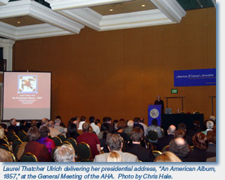 Laurel Thatcher Ulrich delivering her presidential address, "An American Album, 1857," at the General Meeting of the AHA. Photo by Chris Hale. 