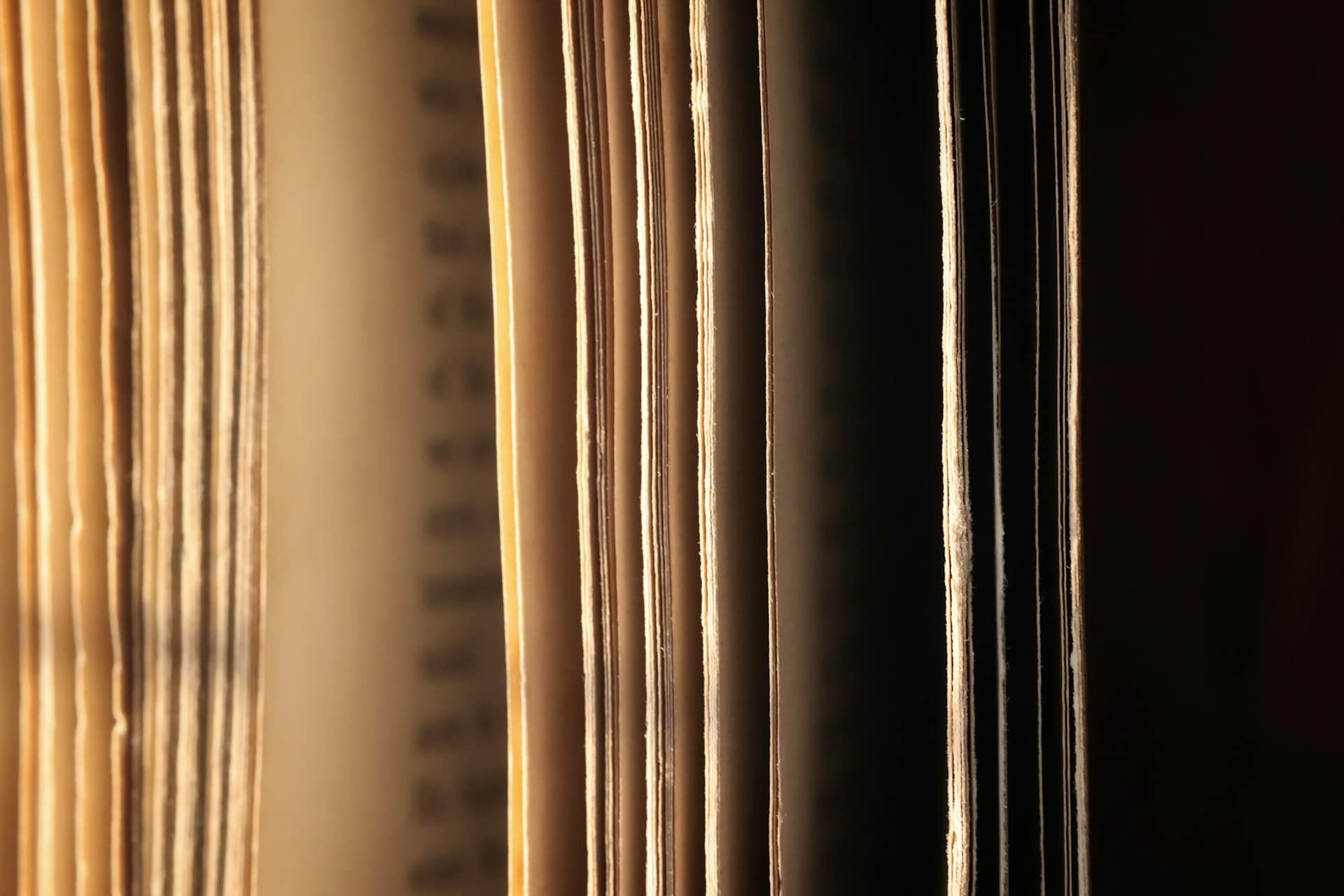 joshua-hoehne-YUPozCvBVRs-unsplash